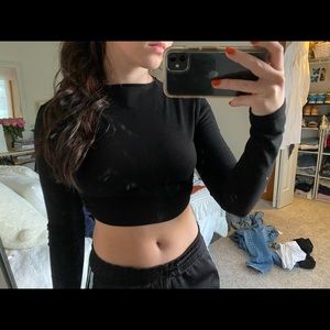 black crop top